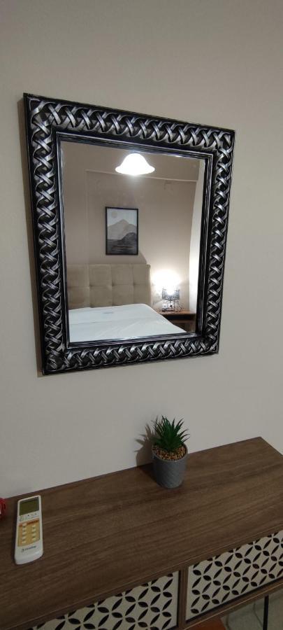 Alexandra'S Glifa Apartments Luaran gambar